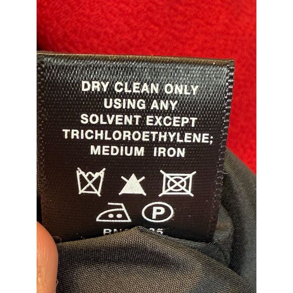 Lafayette 148 Women's Petite Size 12 Red Wool Blazer Jacket Holidays EUC - Picture 4 of 5